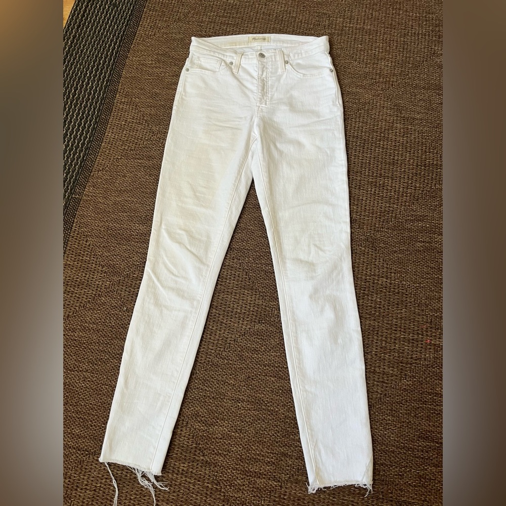 MADEWELL Bright White 9” High-Rise Skinny Jeans w/ Raw Frayed Hem Sz 28 Tall